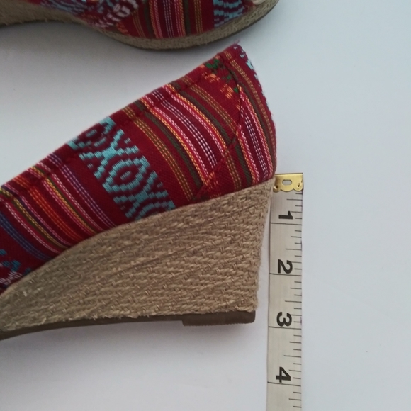 Somoma Aztec print peep toe wedges - Picture 15 of 15